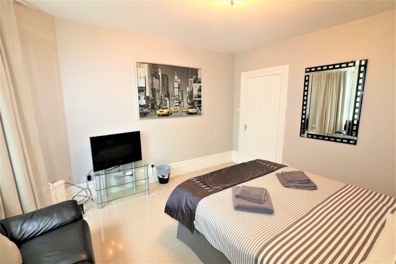 Marley Mansion Apartments - Borough Birkenhead Dış mekan fotoğraf