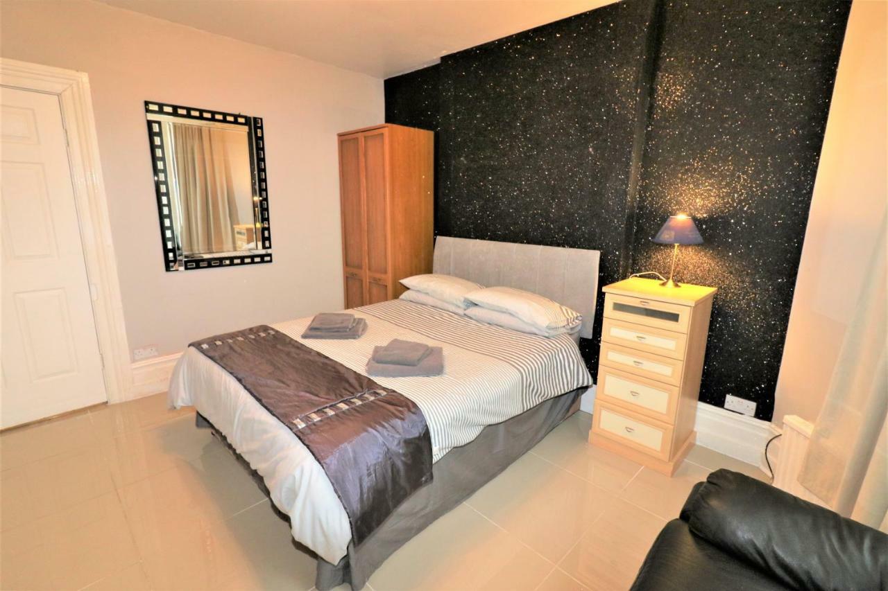 Marley Mansion Apartments - Borough Birkenhead Dış mekan fotoğraf